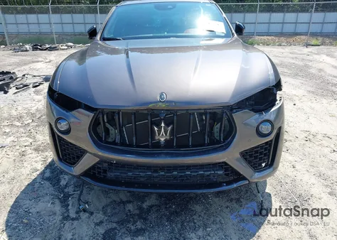 2022 Maserati Levante Modena from USA, damaged, VIN ZN661YUM3NX386476